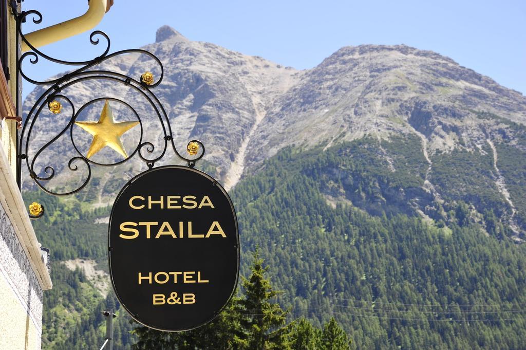 Hotel Chesa Staila 라 푼트-차무에스-치 외부 사진